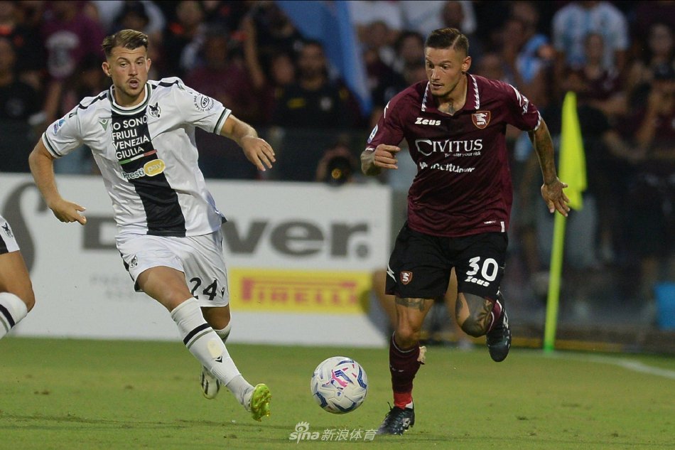 数据背后体 数据背后体