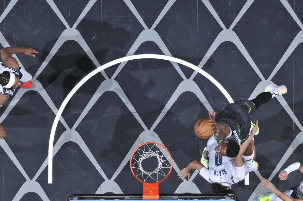 用脸撞我肘 用脸撞我肘