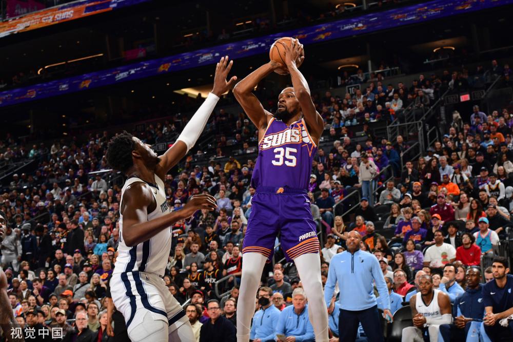 以创纪录的 以创纪录的