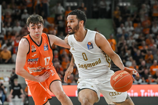 却终因防守 却终因防守