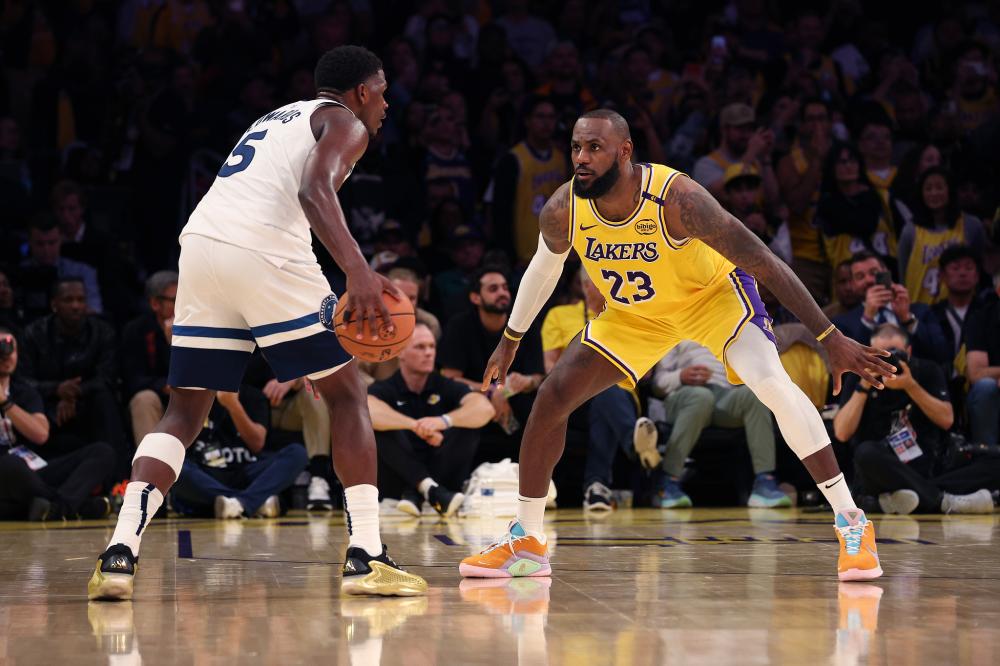 球队停摆而 球队停摆而